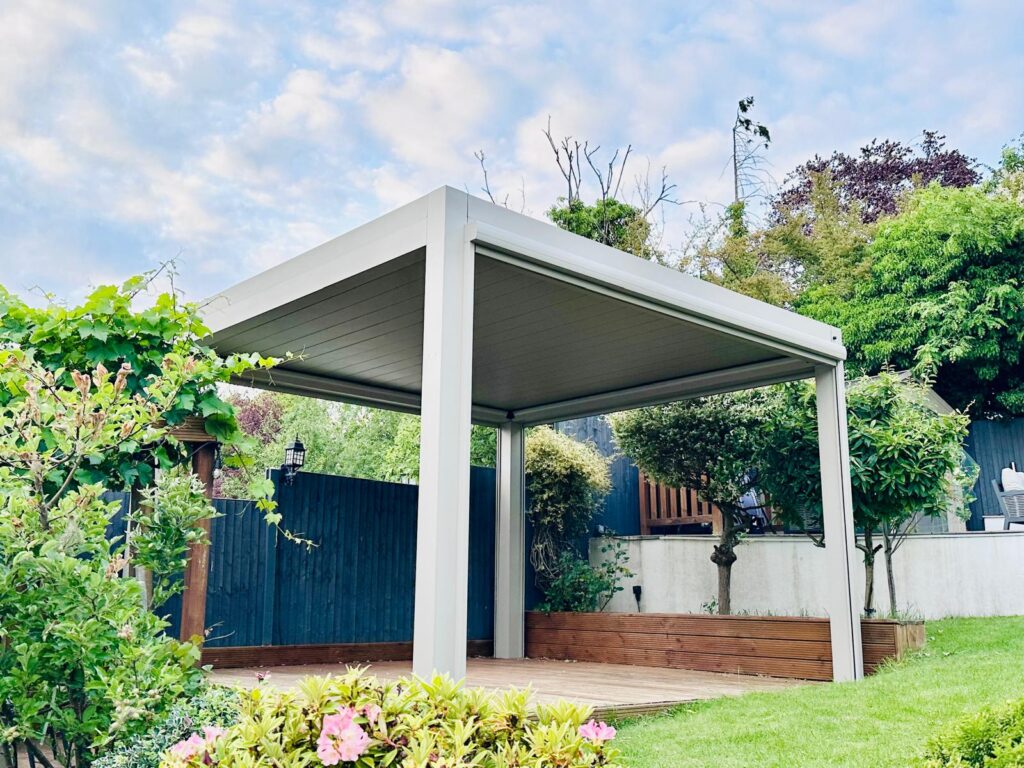 Pergola bioclimatique