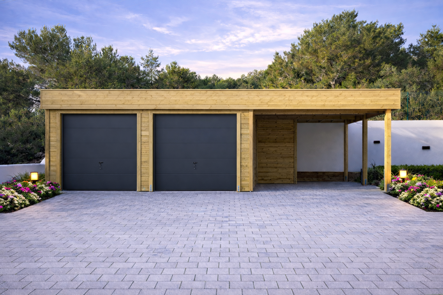 Garage bois effet toit plat avec deux portes anthracite et un carport attenant, vu de face